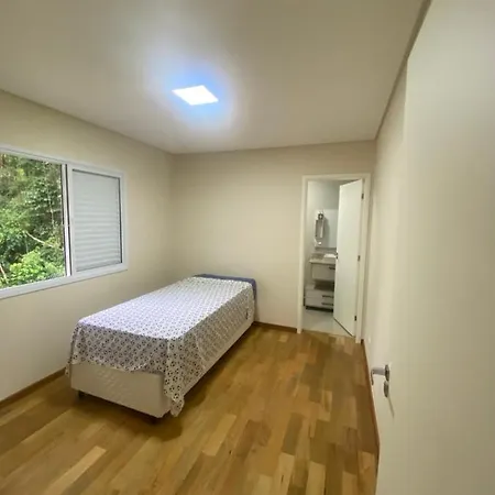 Hostyn Casa Manancial -4 Suites E Natureza Proxima Ao Capivari Campos do Jordao Exterior photo